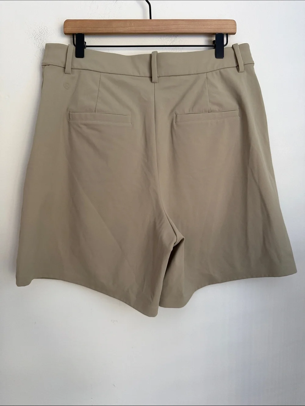 Lululemon Daydrift Pleated High-Rise Short 7